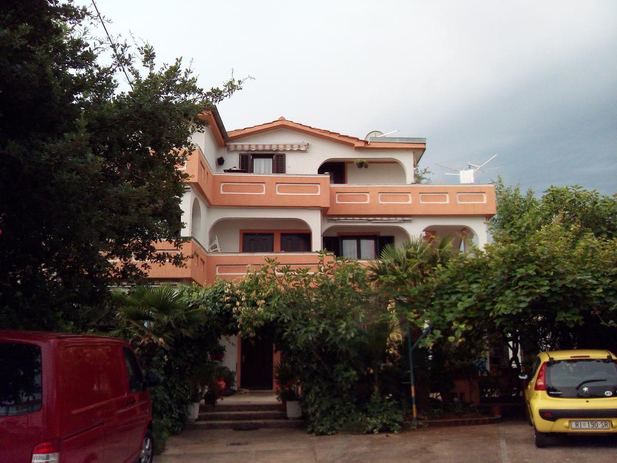 Apartments Vila Ida Vantacici Exteriör bild